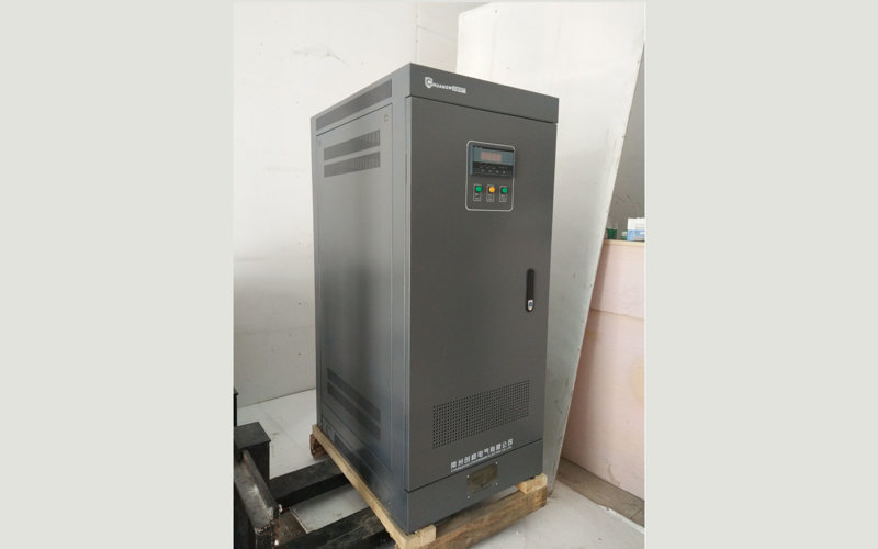 工廠穩壓器安裝中