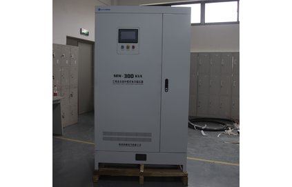 三相補償型柱式交流自動穩壓器